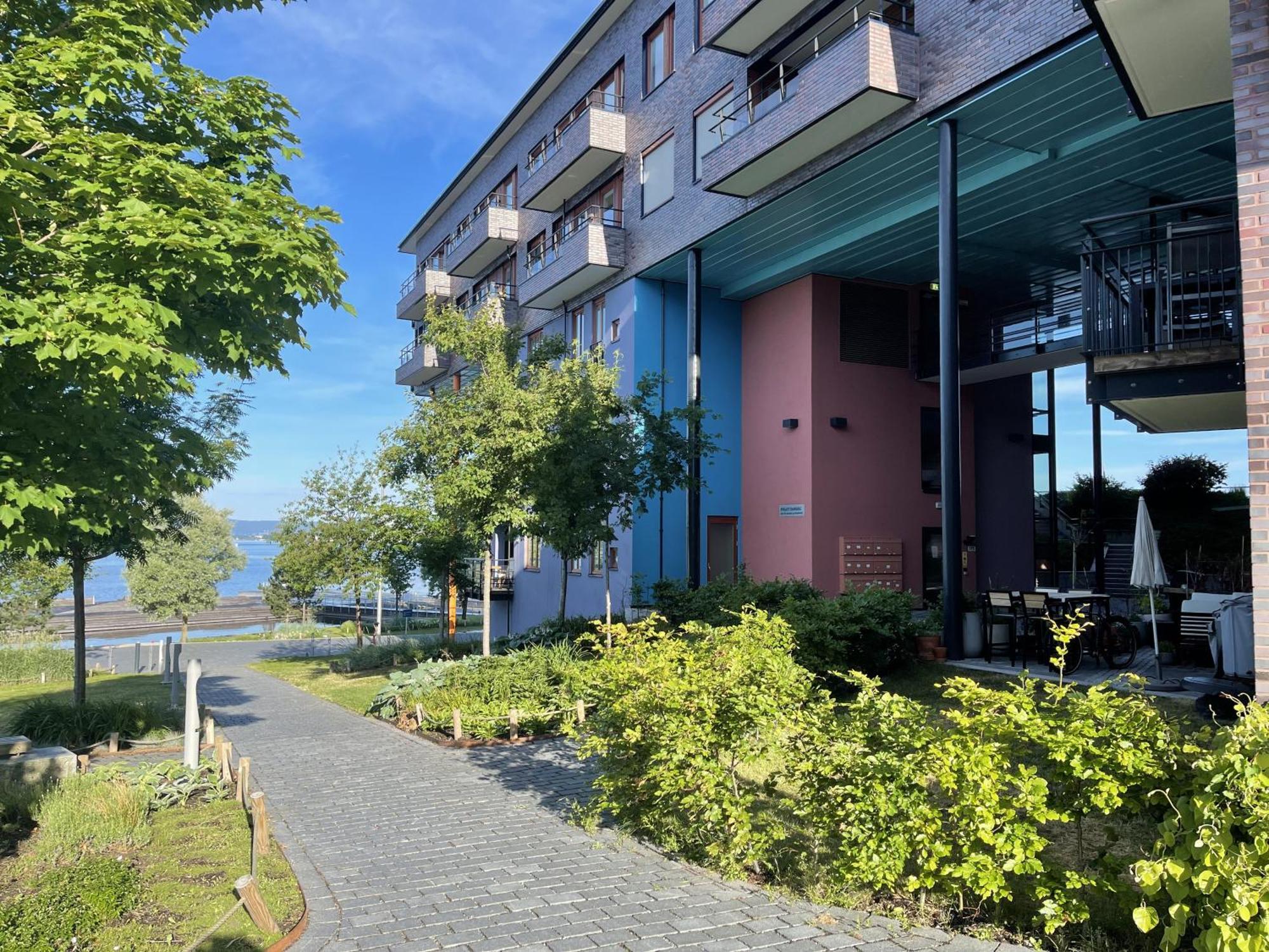With Sunny Balcony By The Oslo